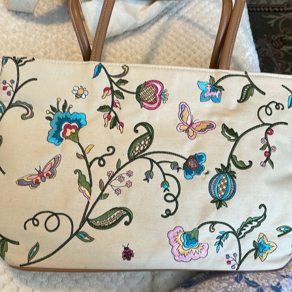 Lady’s purse